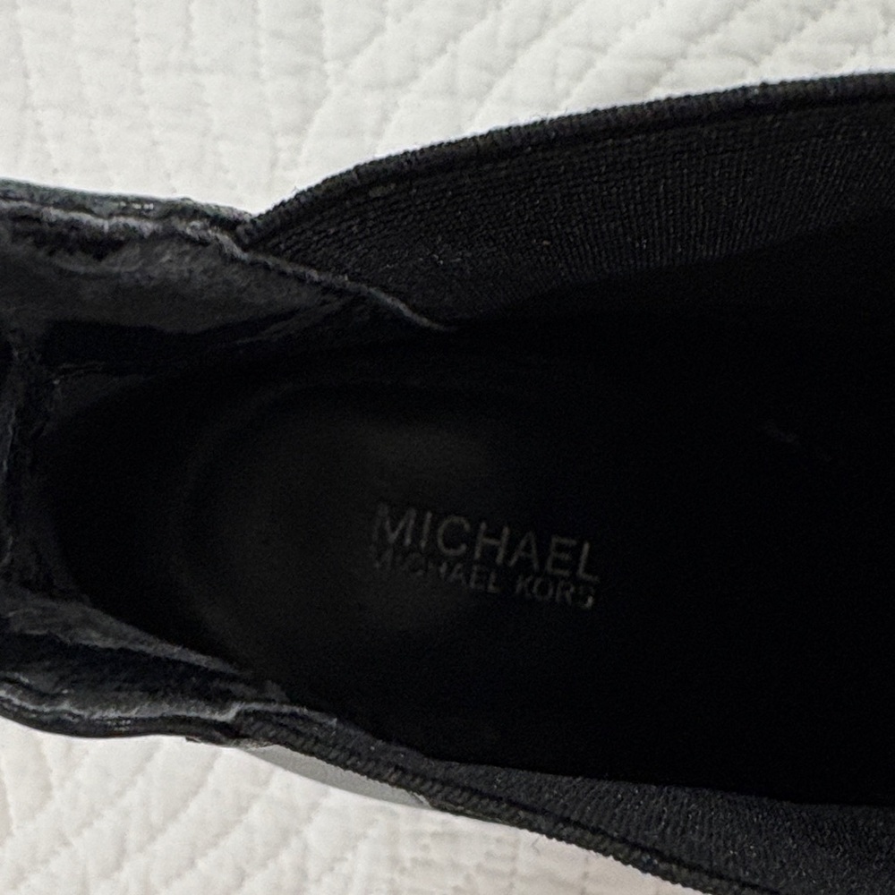 Michael Kors Chic Black Ankle Booties 8.5 - Picture 7 of 9